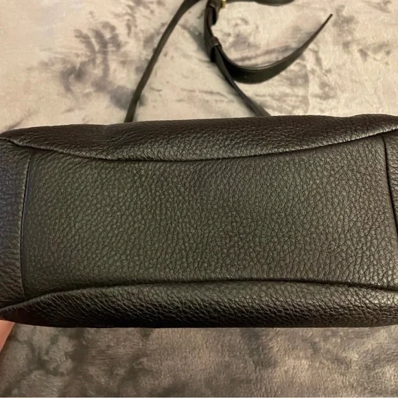 Marc Jacobs Magnetic Bag - Picture 3 of 14